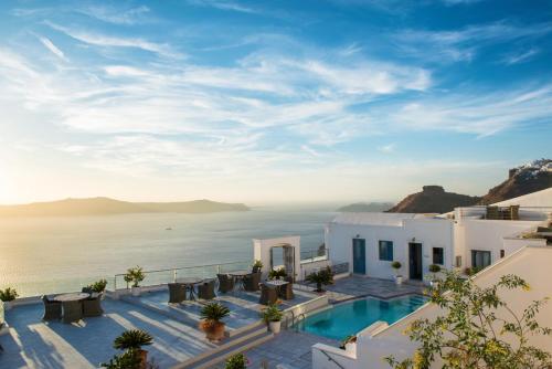 luxury hotels in Santoríni