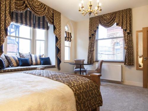 luxury hotels in Powys