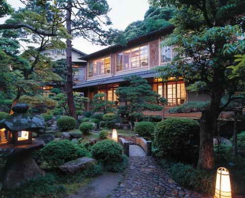 luxury hotels in Japan