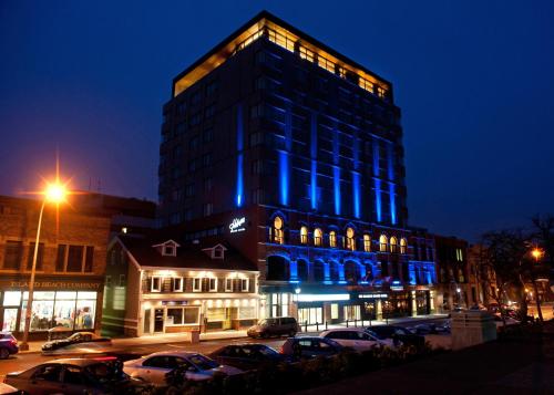 luxury hotels in Halifax