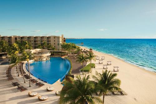 luxury hotels in Puerto Morelos