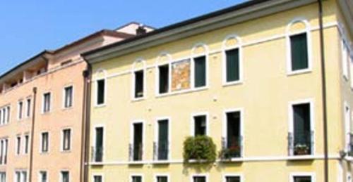 luxury hotels in Old Treviso Area