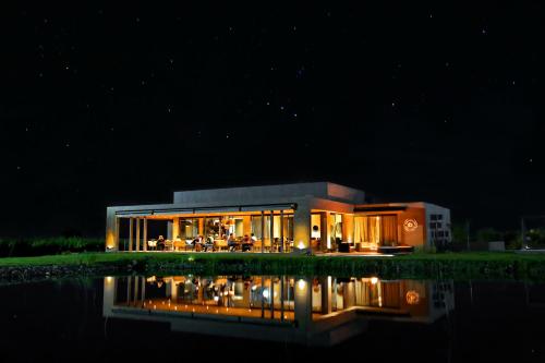 luxury hotels in Central North-West Argentina