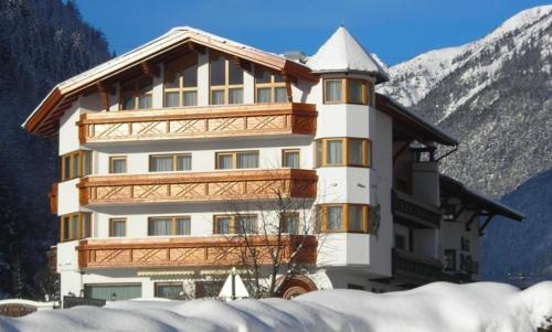 luxury hotels in Tyrol West