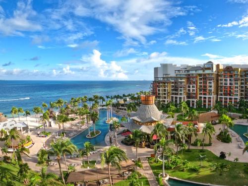 luxury hotels in Cancún