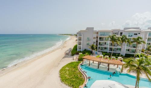 luxury hotels in Puerto Morelos