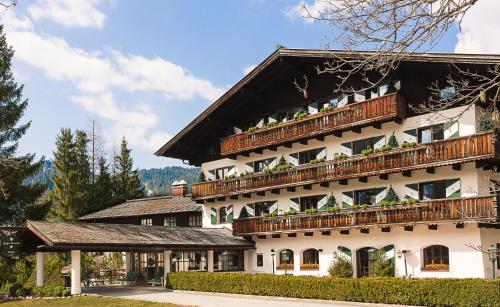 luxury hotels in Maria Alm Am Steinernen Meer