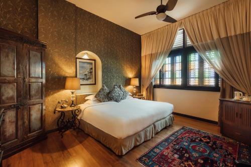 luxury hotels in George Town