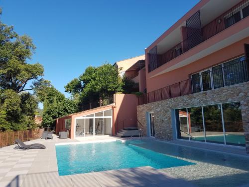 luxury hotels in Var