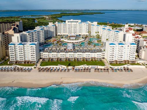 luxury hotels in Cancún