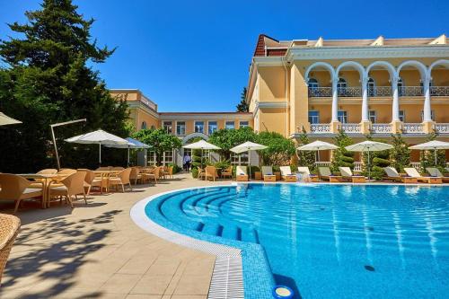 luxury hotels in Odessa Region