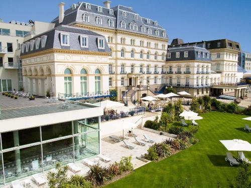 luxury hotels in Emeraude Coast