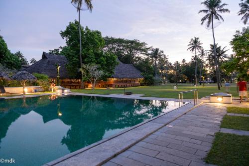 luxury hotels in Kumarakom