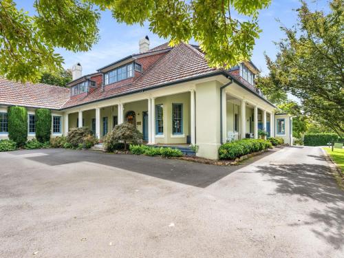 Peppers Manor House