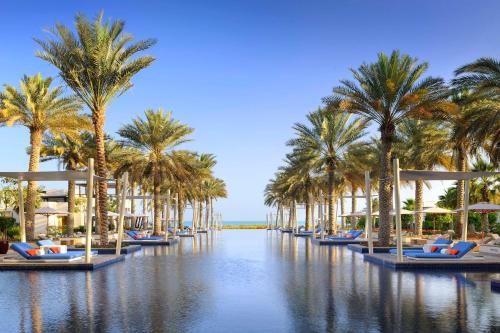 luxury hotels in Abu Dhabi Emirate