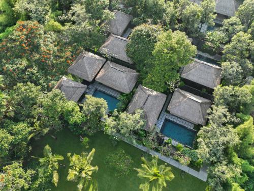 luxury hotels in Seminyak