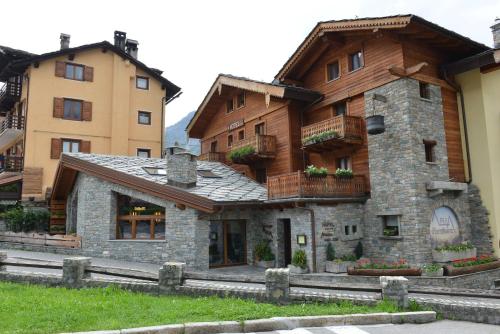 luxury hotels in Valle D'Aosta