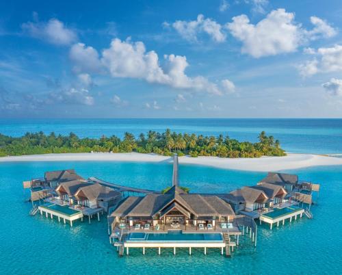 luxury hotels in Gaafu Alifu Atoll