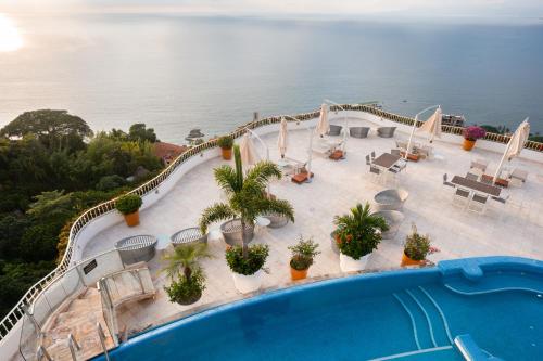 luxury hotels in Puerto Vallarta