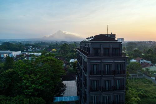 luxury hotels in Yogyakarta Province