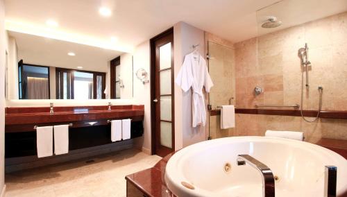 luxury hotels in Villahermosa