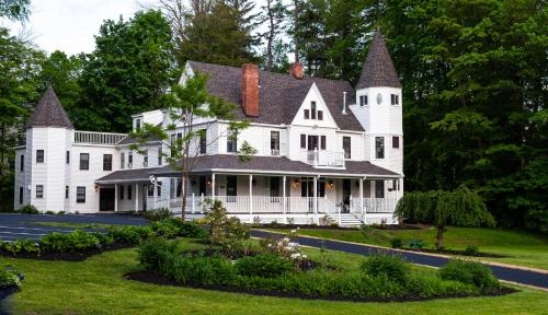 The Constance by The Lenox Collection