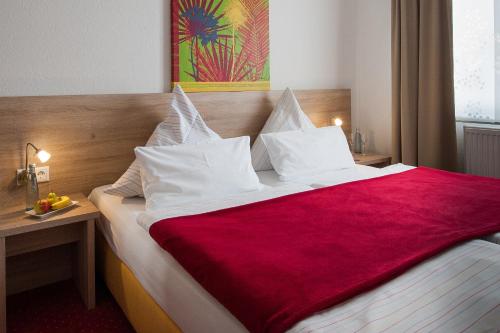 luxury hotels in Cologne