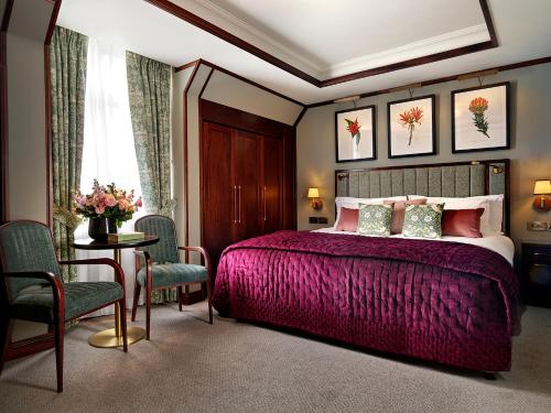 luxury hotels in Victoria