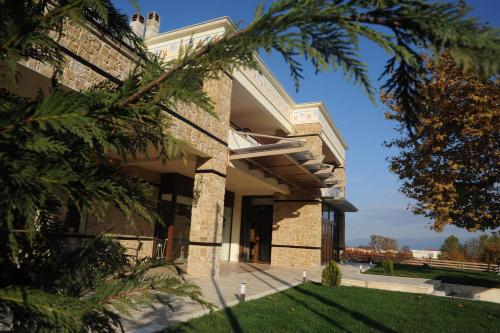 luxury hotels in Kato Loutraki