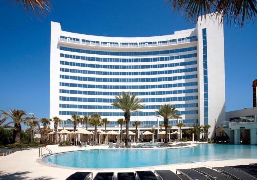 luxury hotels in Biloxi