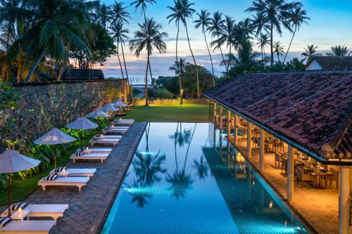 luxury hotels in Kalutara District