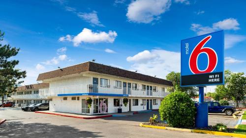 Motel 6-Kalispell, MT