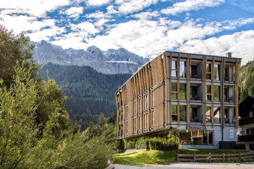 luxury hotels in Selva Di Val Gardena