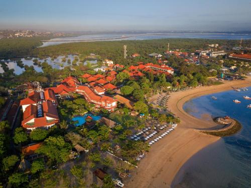 luxury hotels in Nusa Dua Peninsula