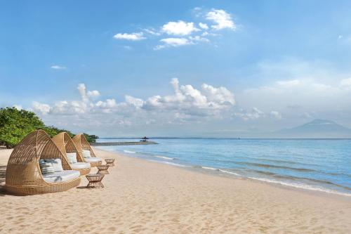 luxury hotels in Nusa Dua