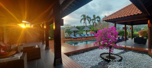 luxury hotels in Kuta Lombok