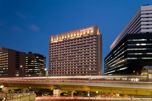 luxury hotels in Osaka