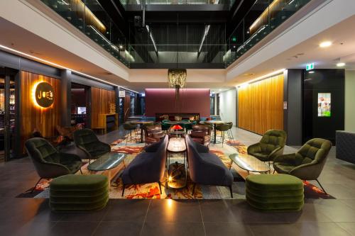 luxury hotels in Canberra