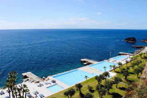 luxury hotels in Funchal