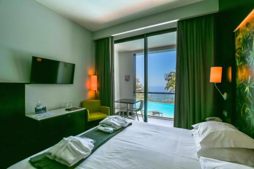 luxury hotels in Funchal