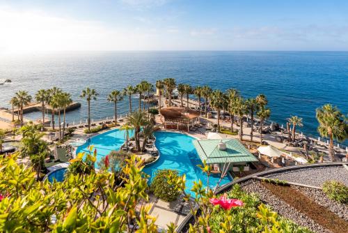 luxury hotels in Funchal