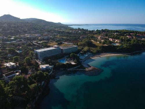 luxury hotels in Kefalonia