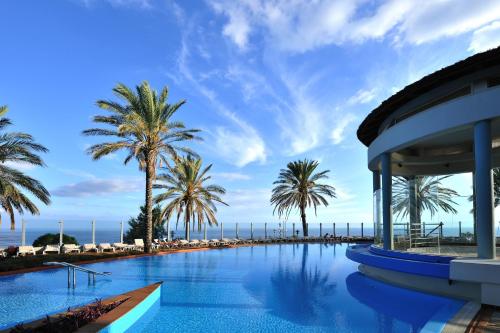 luxury hotels in Funchal