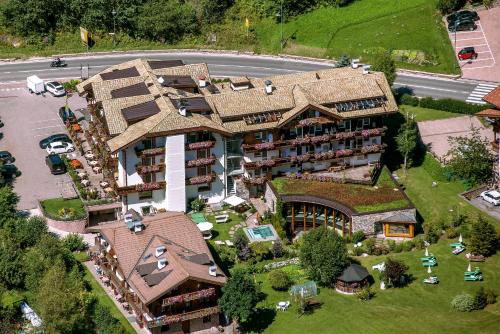 luxury hotels in Trentino Ski East