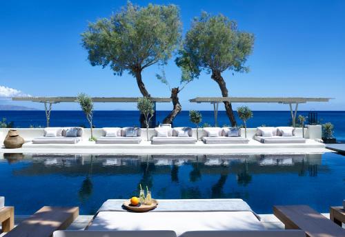 luxury hotels in Santoríni