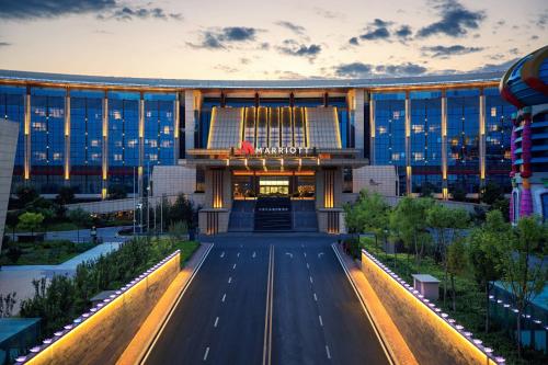 luxury hotels in Beijing Province