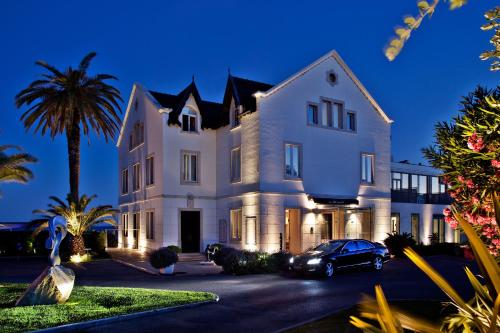 luxury hotels in Estoril