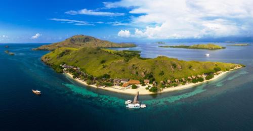 luxury hotels in Labuan Bajo