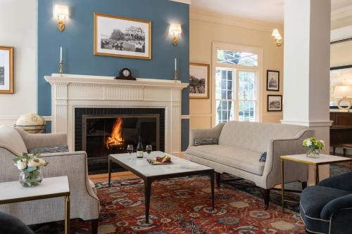 luxury hotels in Maine