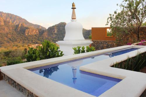 luxury hotels in Tepoztlán